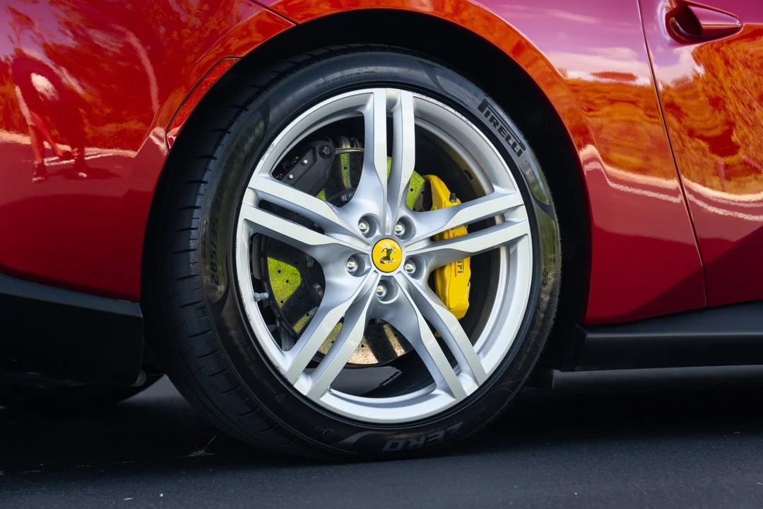2019 Ferrari Portofino - Image 18 of 31