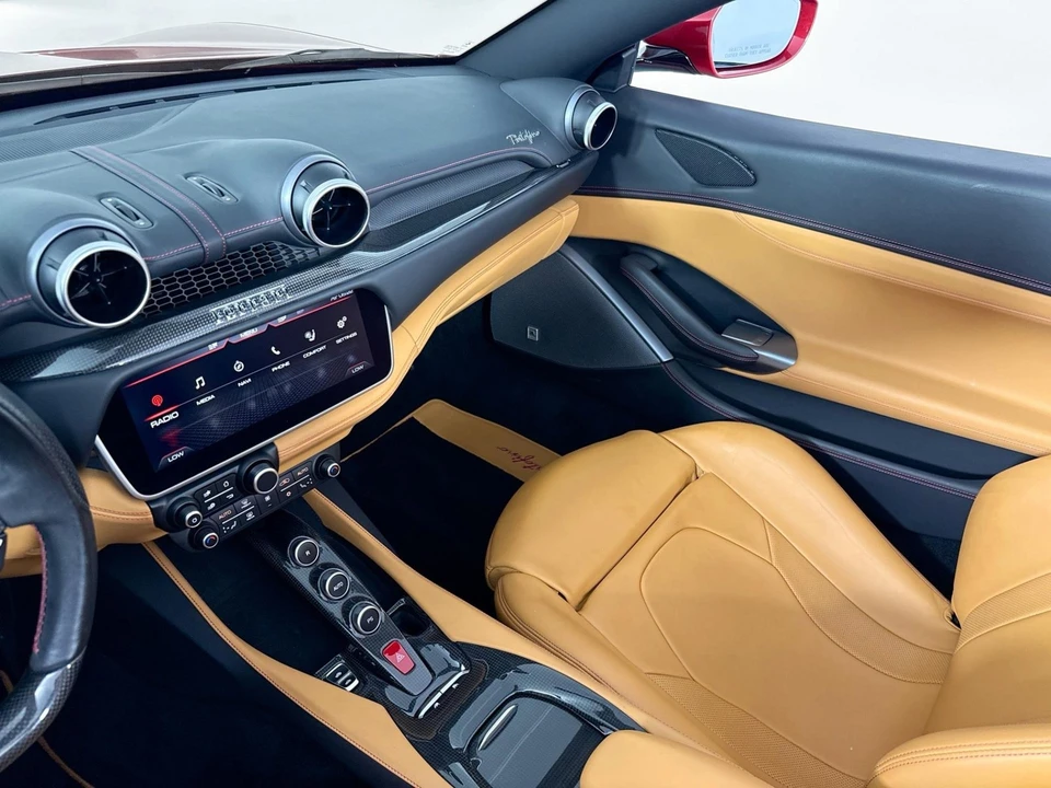 2019 Ferrari Portofino - Image 25 of 31