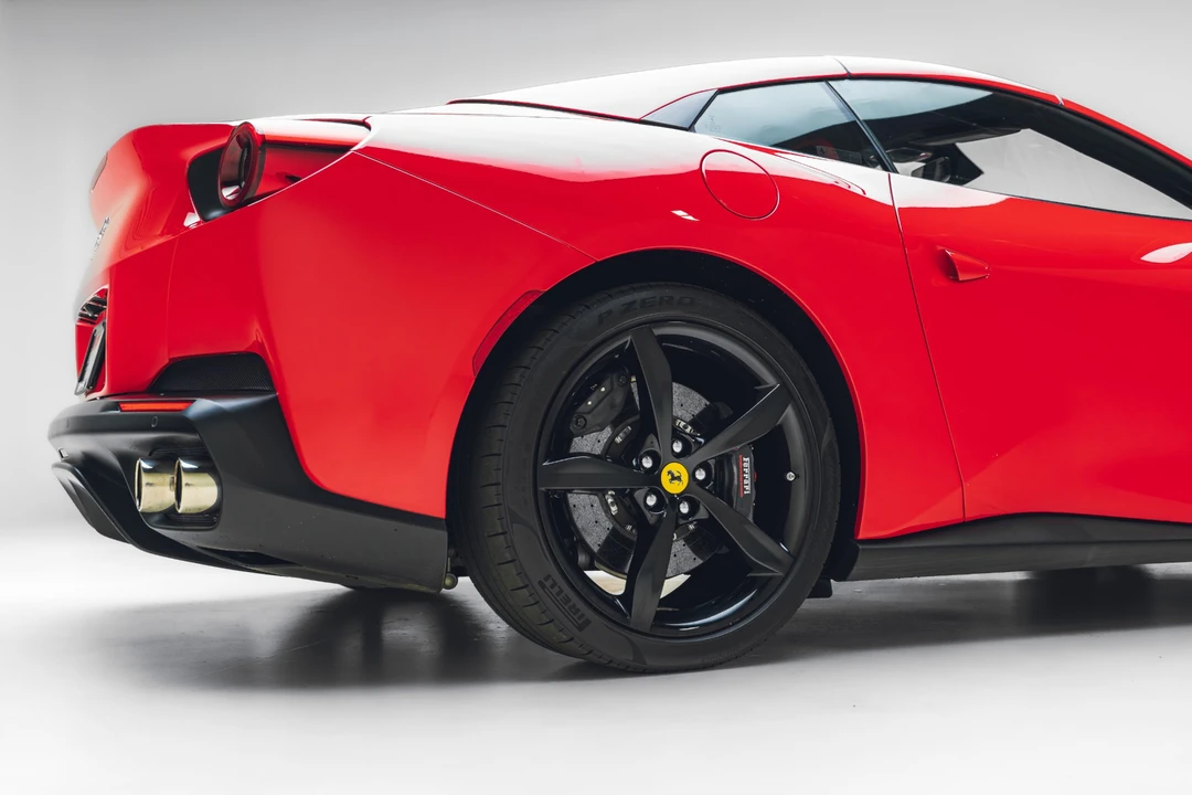 2019 Ferrari Portofino - Image 11 of 31