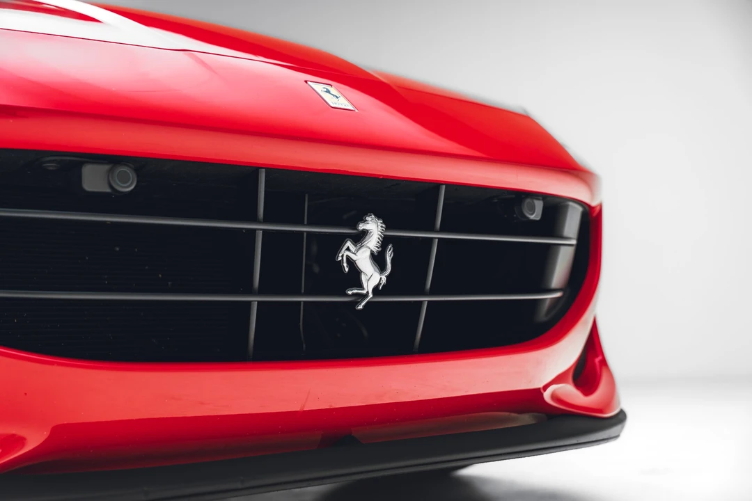 2019 Ferrari Portofino - Image 19 of 31