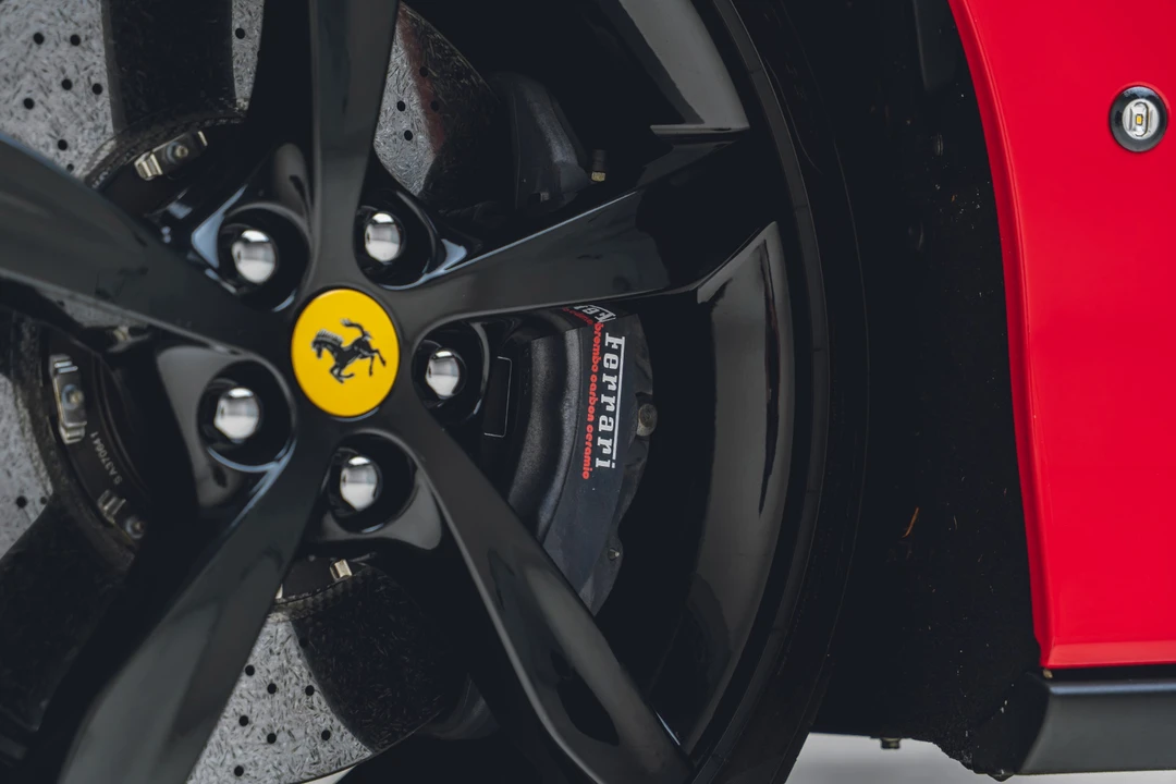 2019 Ferrari Portofino - Image 29 of 31