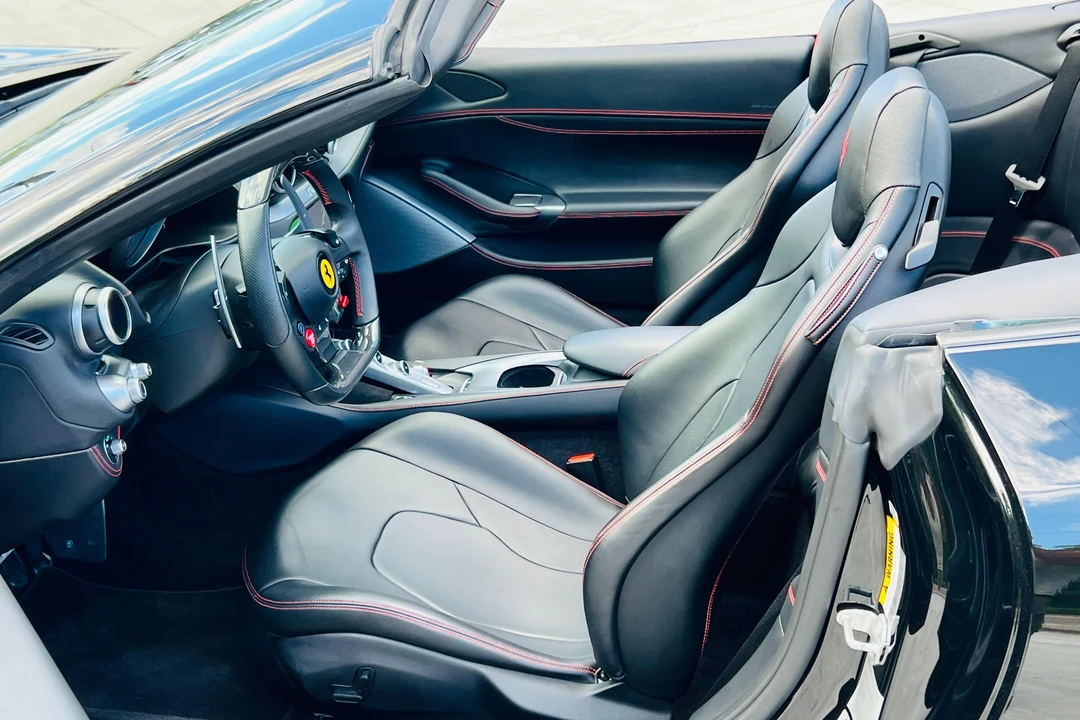 2019 Ferrari Portofino - Image 24 of 31