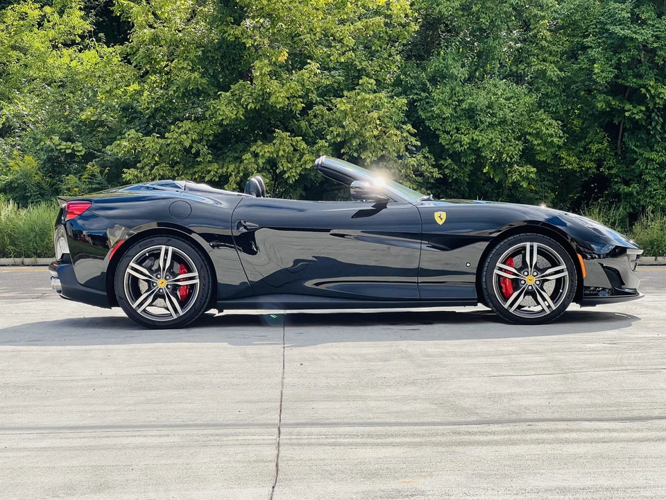 2019 Ferrari Portofino - Image 10 of 31