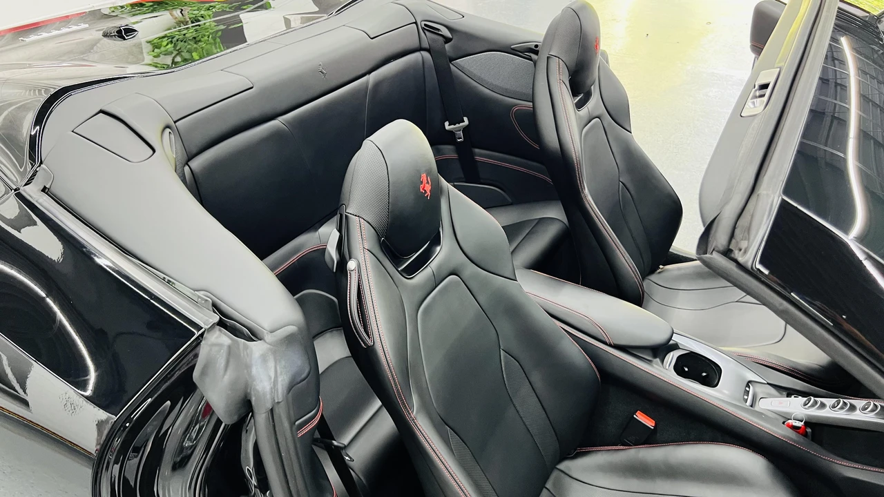 2019 Ferrari Portofino - Image 31 of 31