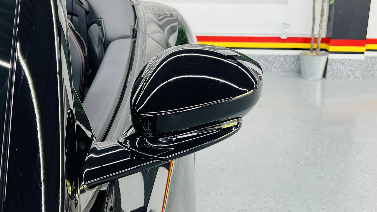 2019 Ferrari Portofino - Image 14 of 31
