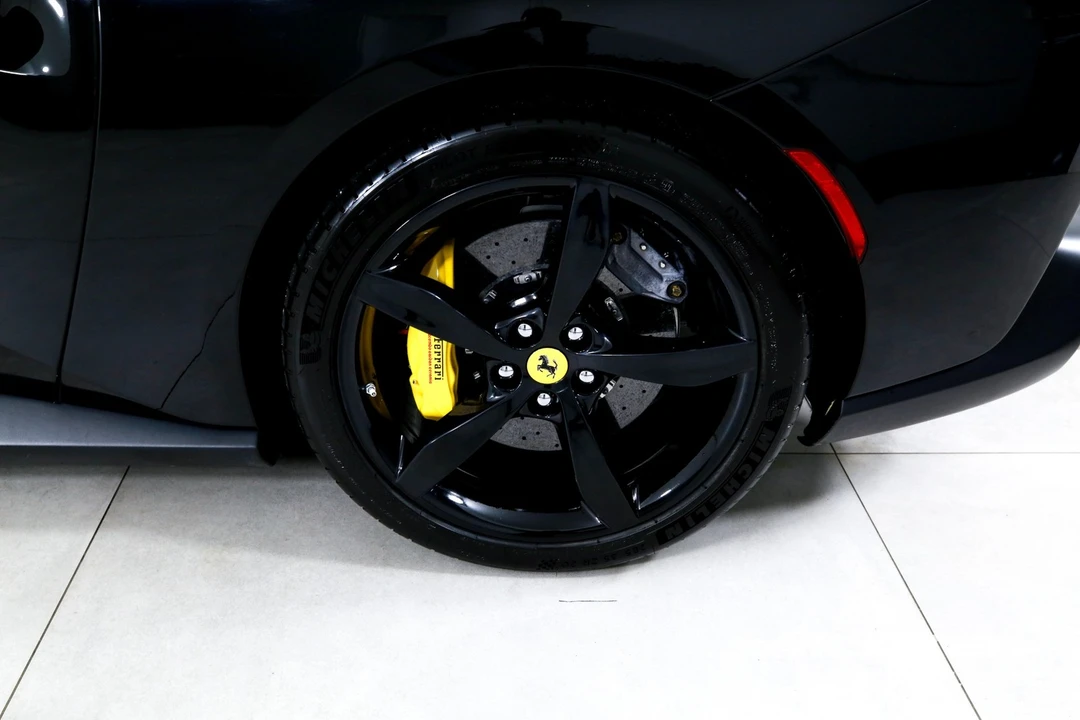 2019 Ferrari Portofino - Image 30 of 31