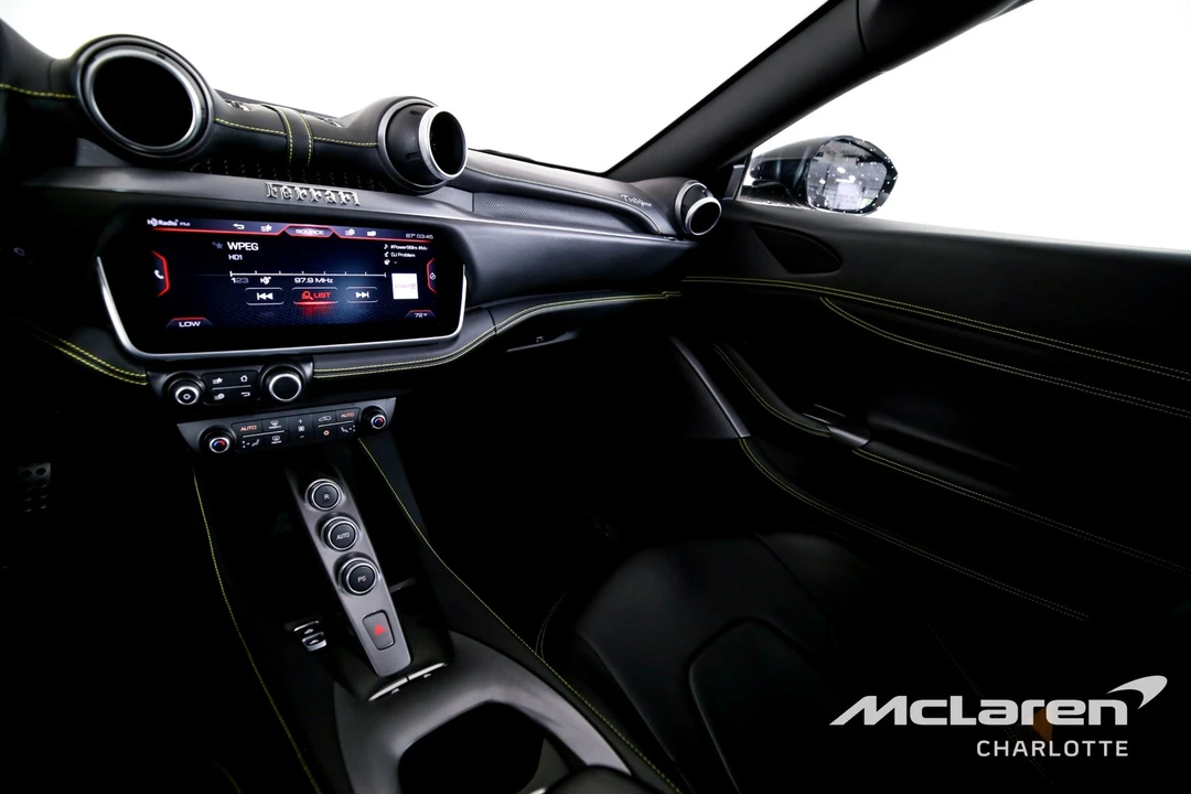 2019 Ferrari Portofino - Image 16 of 31