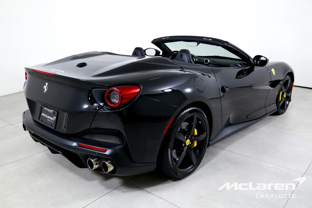 2019 Ferrari Portofino - Image 9 of 31