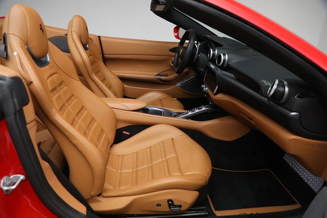 2019 Ferrari Portofino - Image 14 of 19