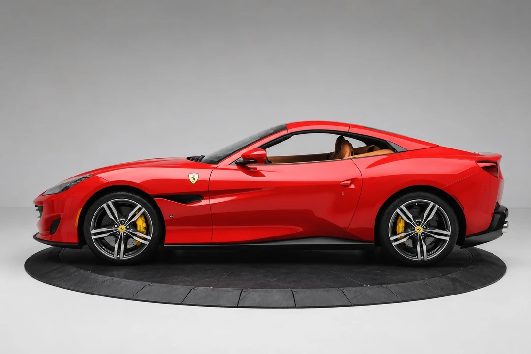 2019 Ferrari Portofino - Image 9 of 19