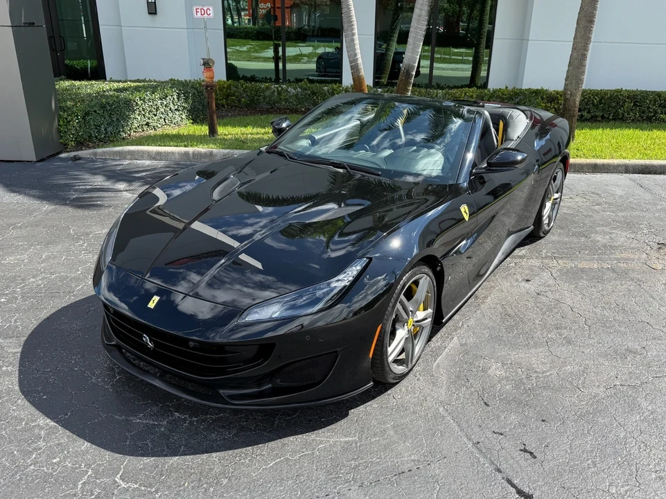 2019 Ferrari Portofino - Image 9 of 21