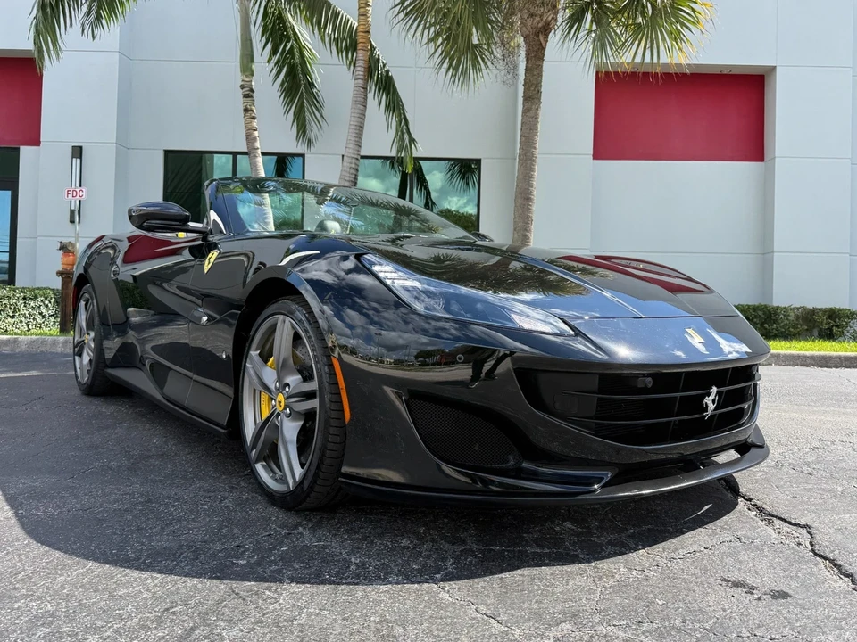 2019 Ferrari Portofino - Image 6 of 21