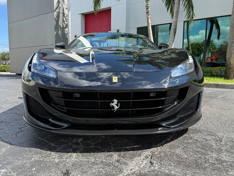 2019 Ferrari Portofino - Image 8 of 21
