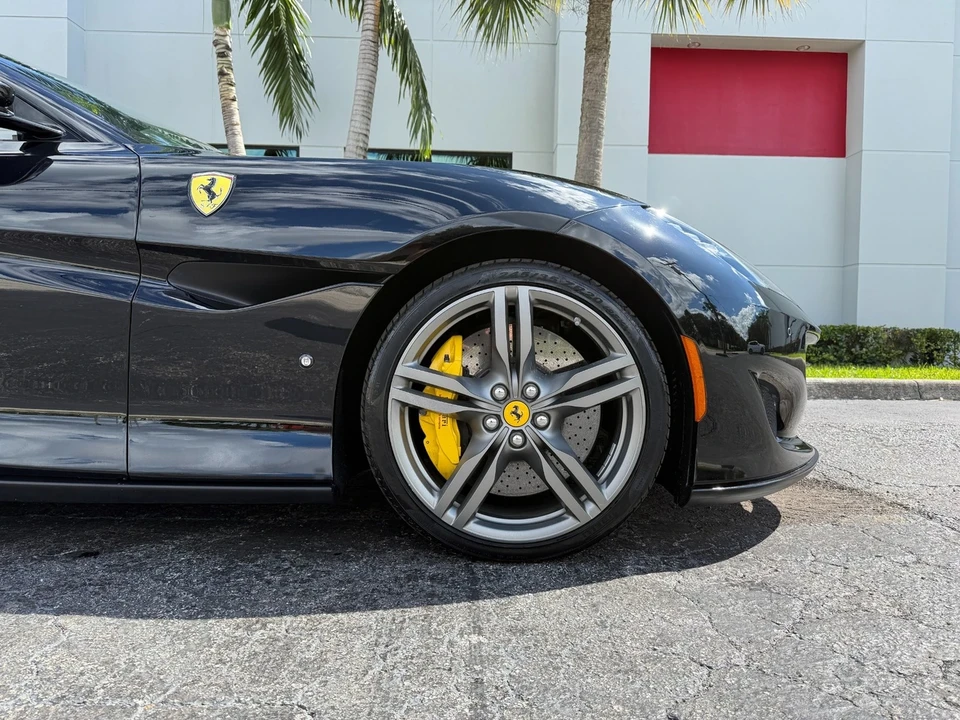 2019 Ferrari Portofino - Image 3 of 21