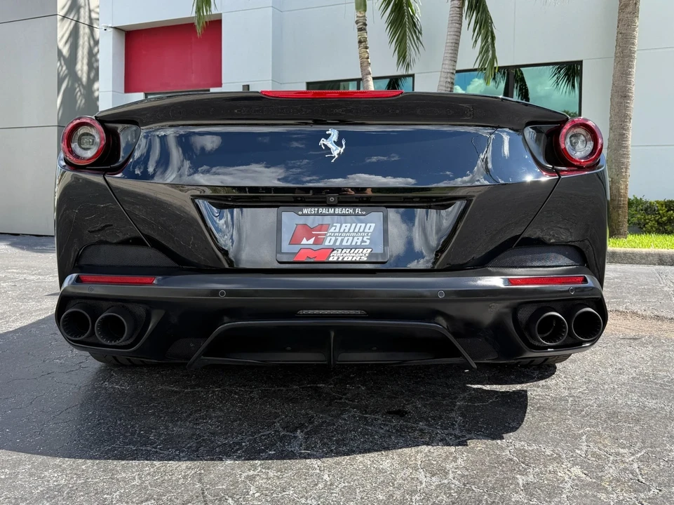 2019 Ferrari Portofino - Image 17 of 21