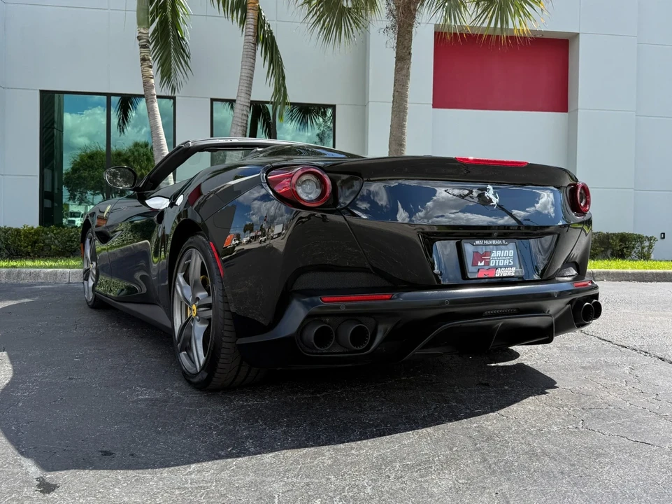 2019 Ferrari Portofino - Image 15 of 21