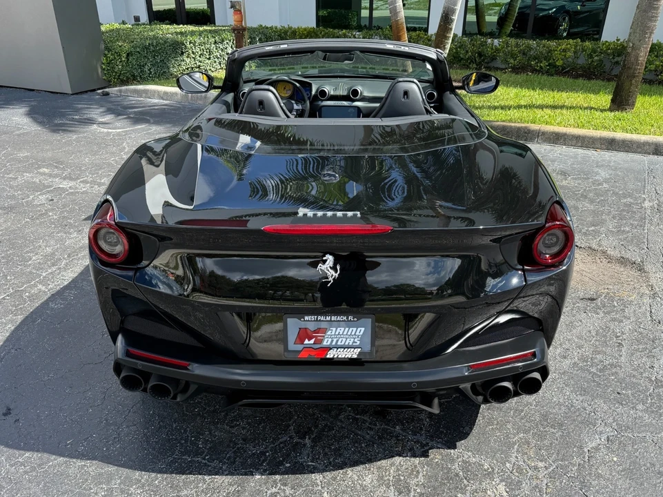2019 Ferrari Portofino - Image 16 of 21