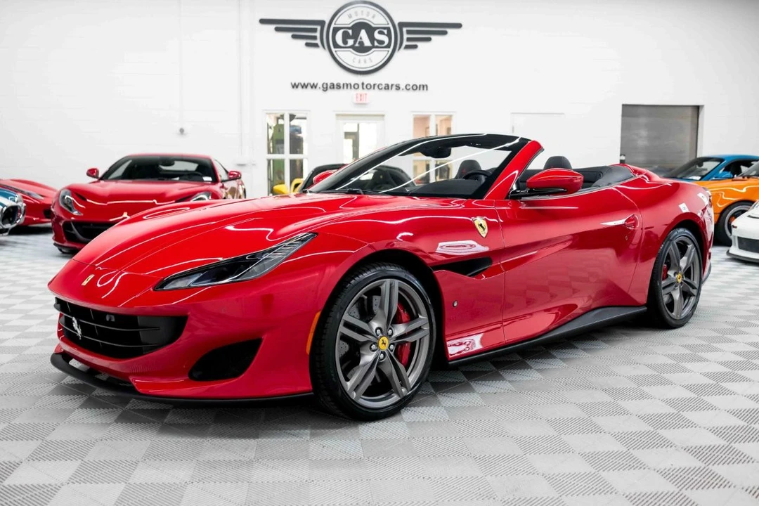 2019 Ferrari Portofino - Image 9 of 31
