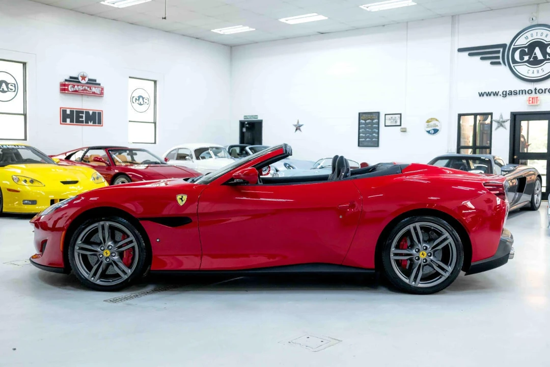 2019 Ferrari Portofino - Image 7 of 12