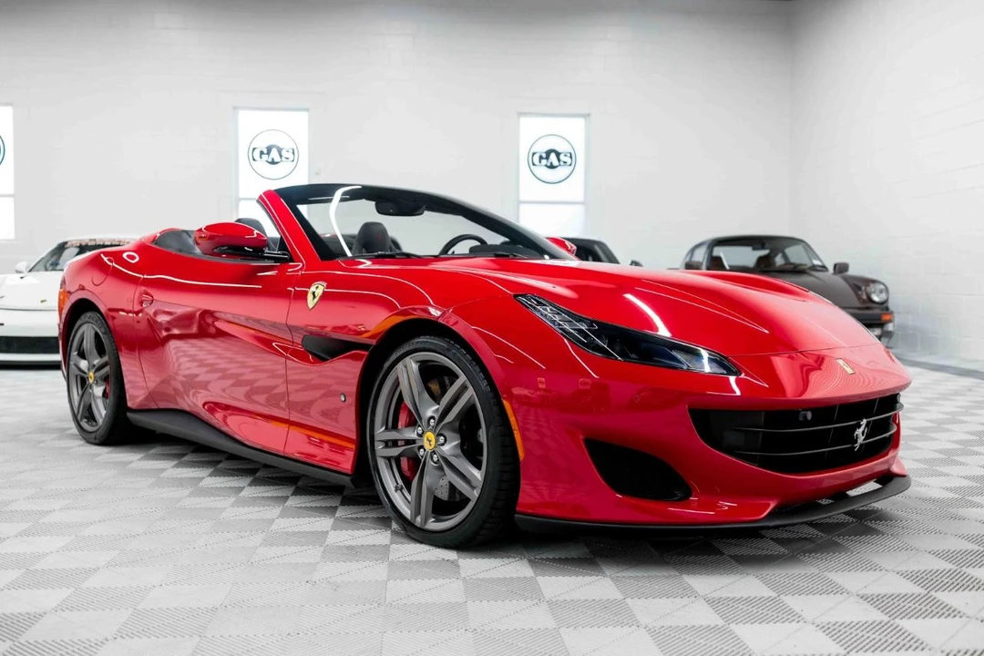 2019 Ferrari Portofino - Image 11 of 31