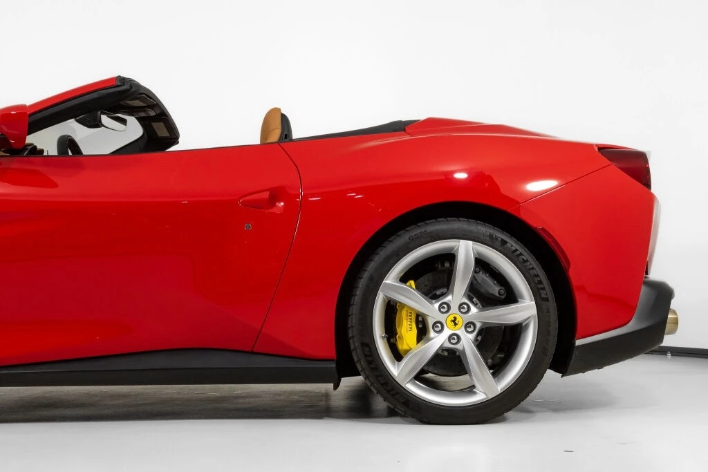 2019 Ferrari Portofino - Image 12 of 21