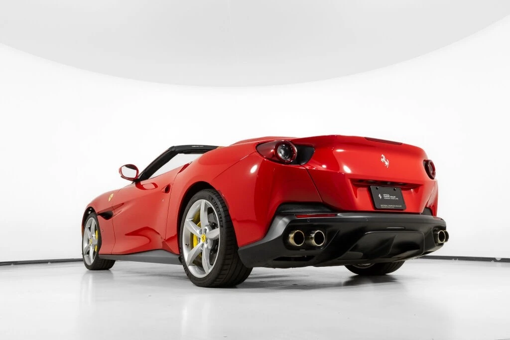 2019 Ferrari Portofino - Image 14 of 21