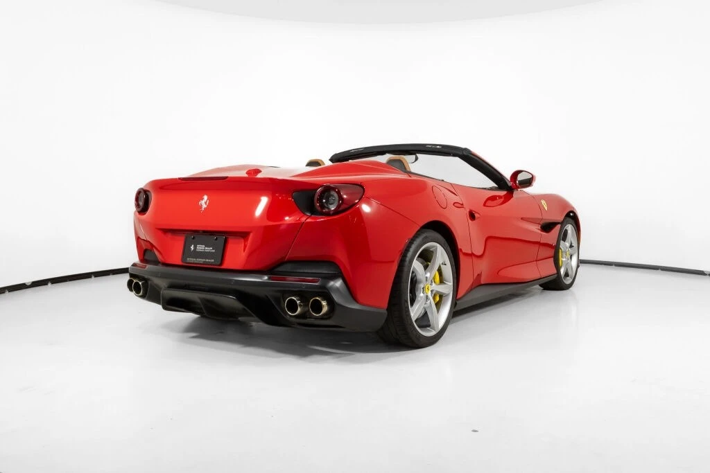 2019 Ferrari Portofino - Image 2 of 21