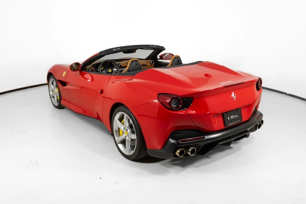 2019 Ferrari Portofino - Image 16 of 21