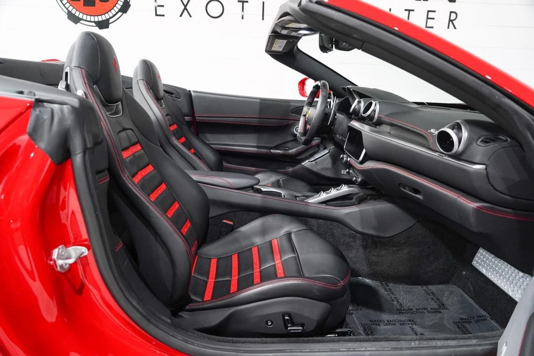 2019 Ferrari Portofino - Image 15 of 21