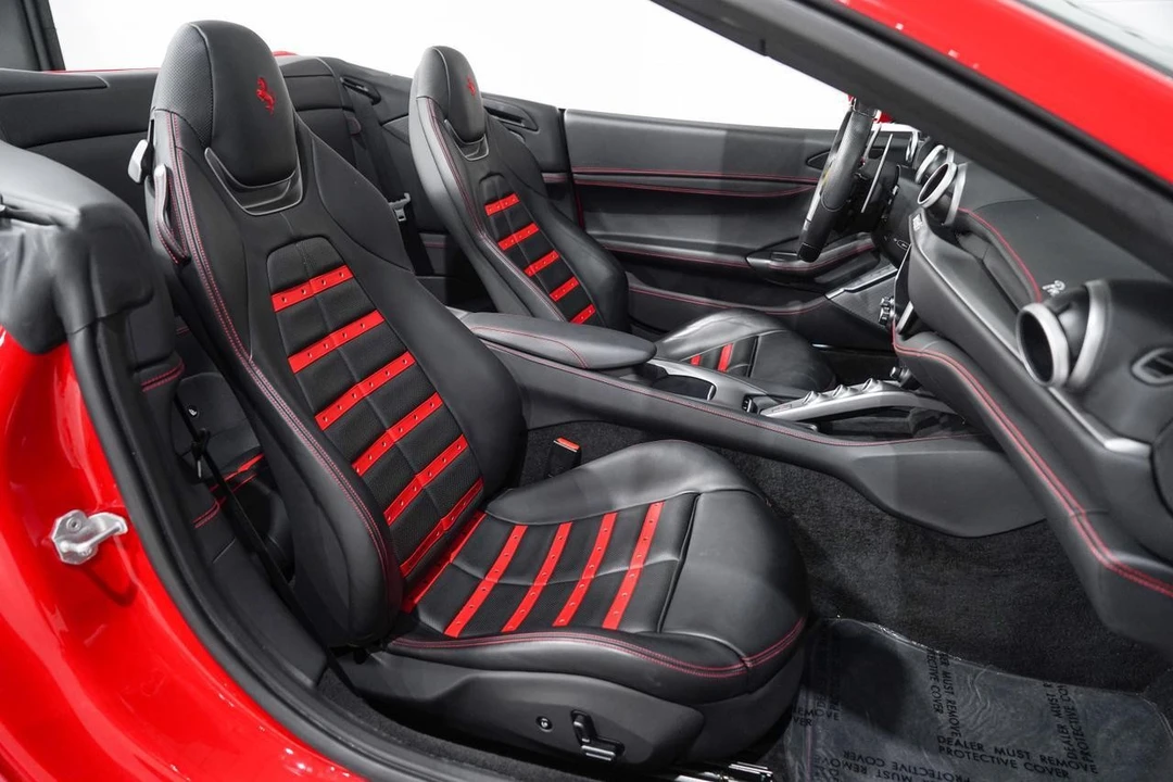 2019 Ferrari Portofino - Image 16 of 21