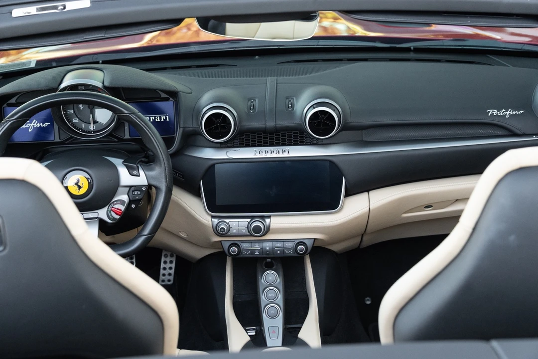 2019 Ferrari Portofino - Image 6 of 21