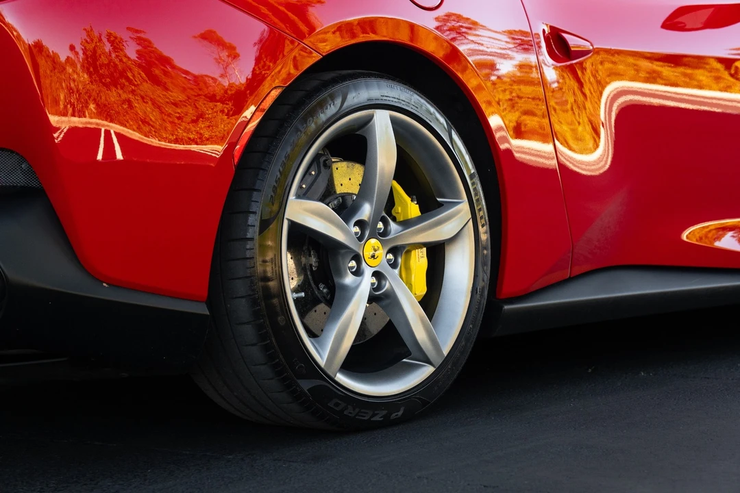 2019 Ferrari Portofino - Image 15 of 21