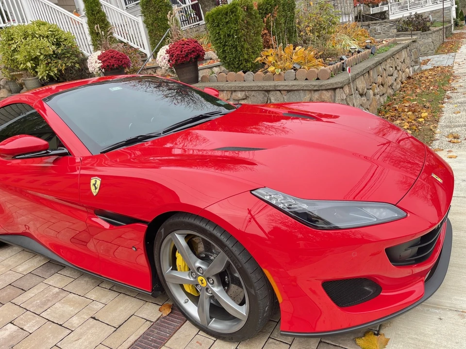 2019 Ferrari Portofino - Image 2 of 12