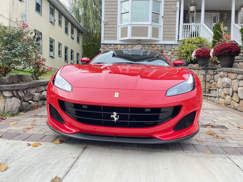 2019 Ferrari Portofino - Image 5 of 12