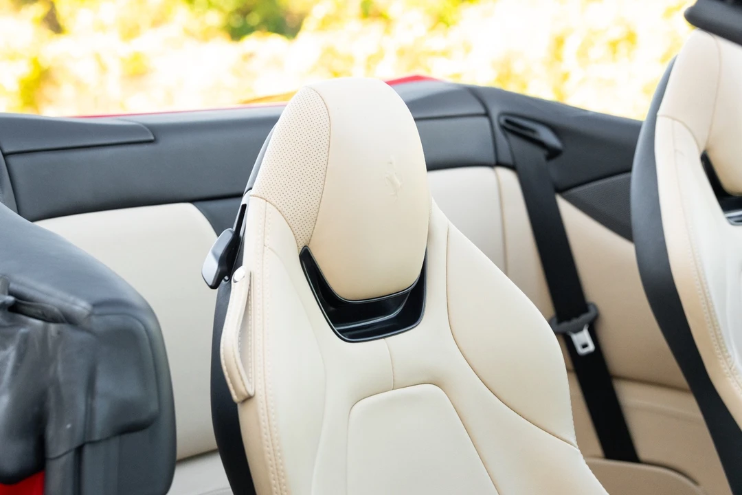 2019 Ferrari Portofino - Image 7 of 21