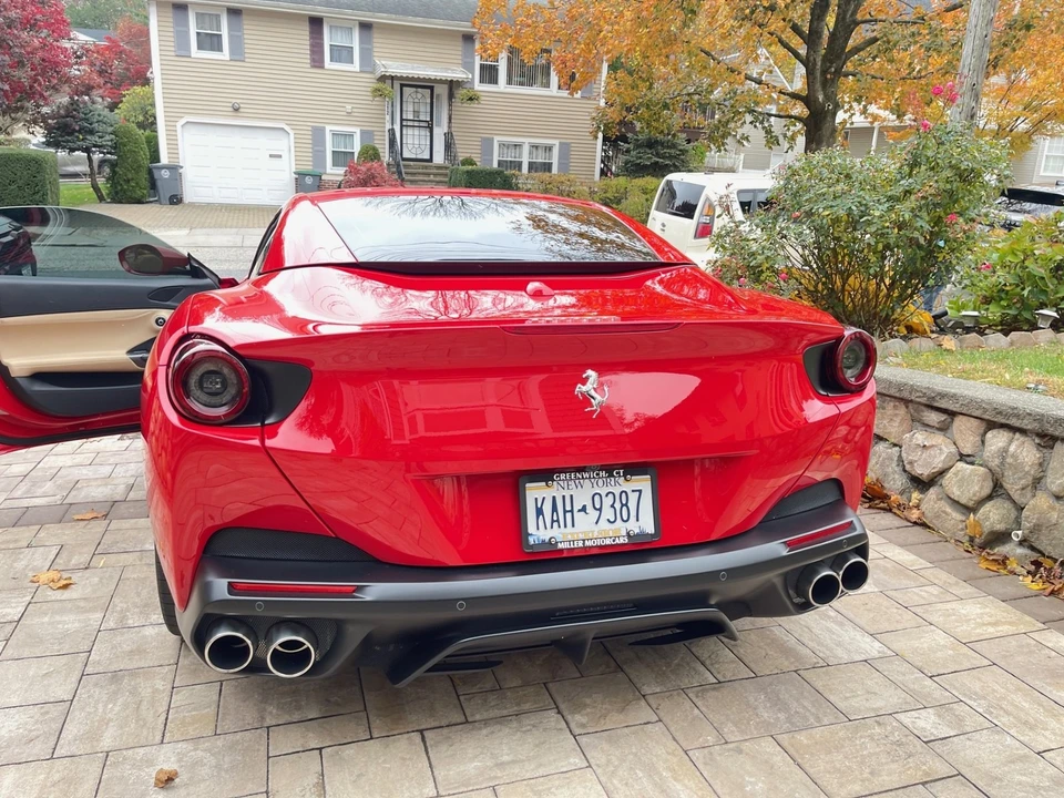 2019 Ferrari Portofino - Image 7 of 12