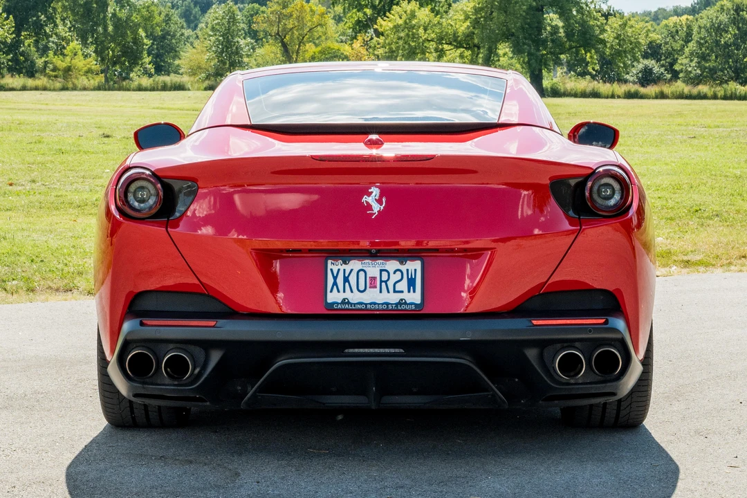 2019 Ferrari Portofino - Image 7 of 31