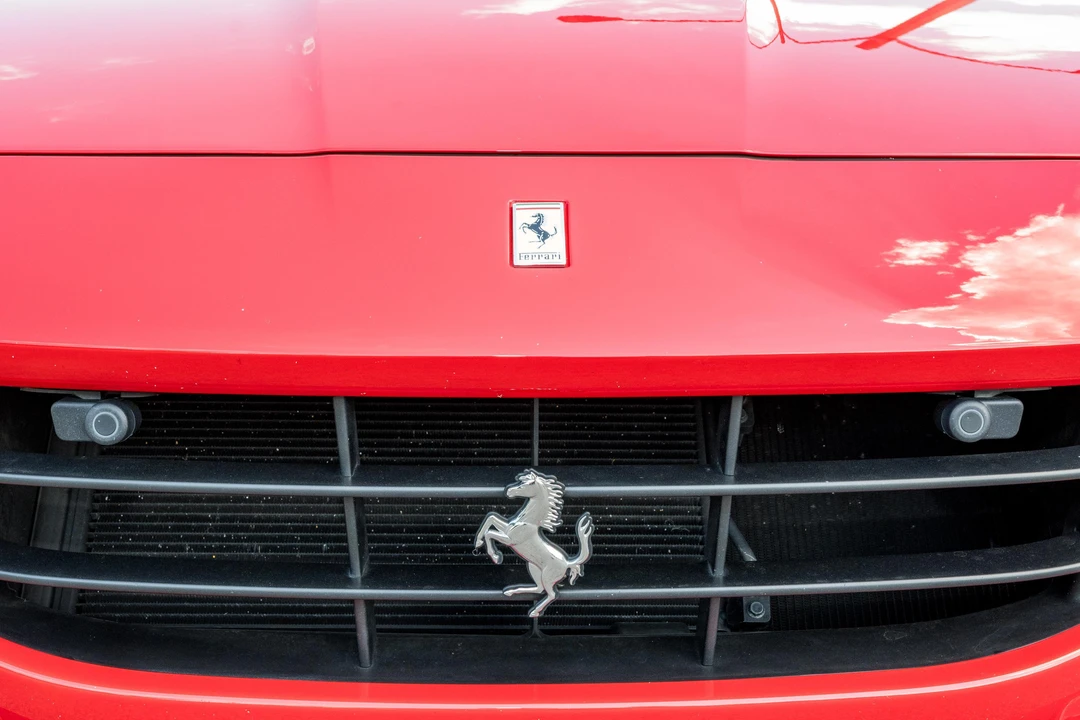 2019 Ferrari Portofino - Image 16 of 31