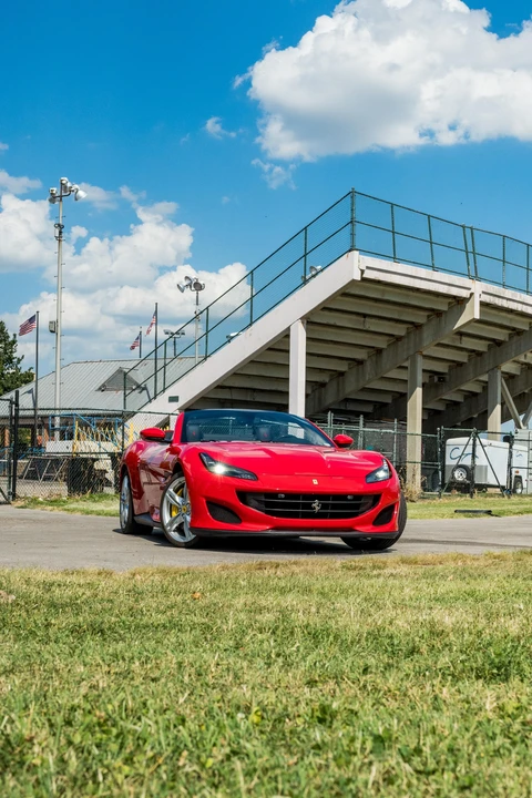 2019 Ferrari Portofino - Image 14 of 31