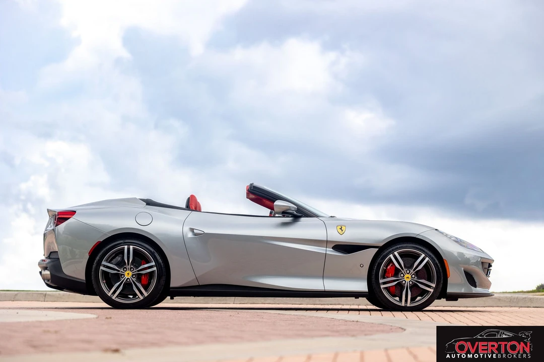 2019 Ferrari Portofino - Image 6 of 31