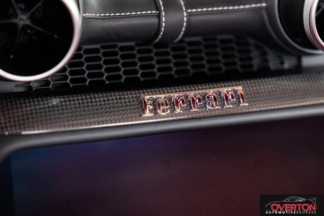 2019 Ferrari Portofino - Image 22 of 31
