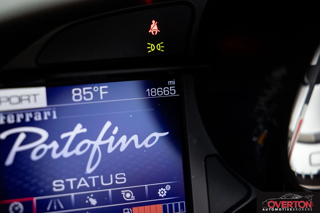 2019 Ferrari Portofino - Image 24 of 31