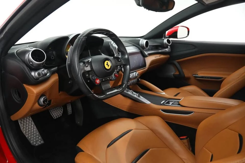 2019 Ferrari GTC4Lusso T - Image 8 of 16
