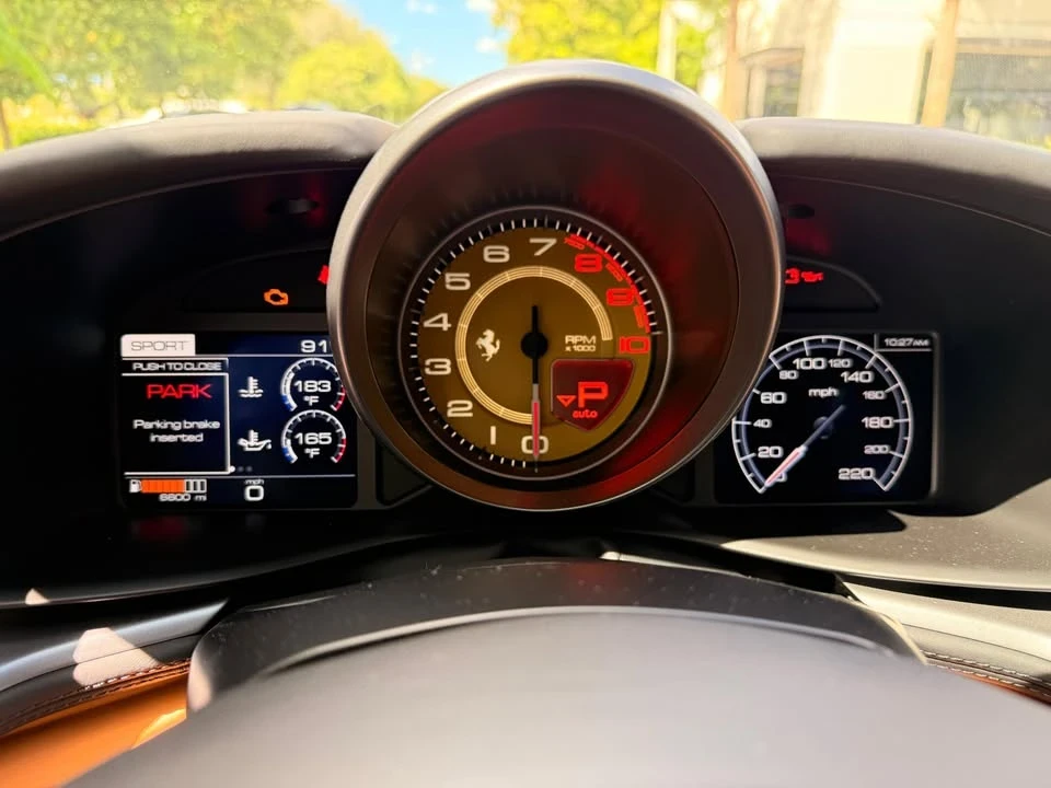 2019 Ferrari GTC4Lusso T - Image 11 of 14