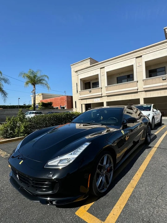 2019 Ferrari GTC4Lusso T - Image 9 of 19