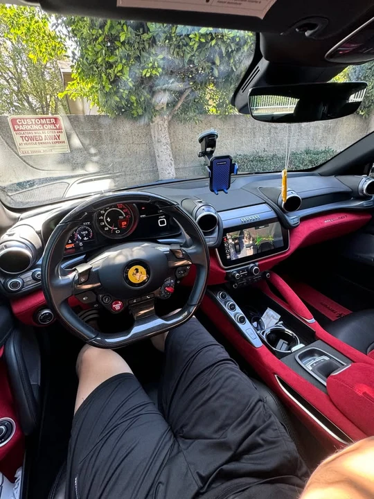 2019 Ferrari GTC4Lusso T - Image 7 of 19
