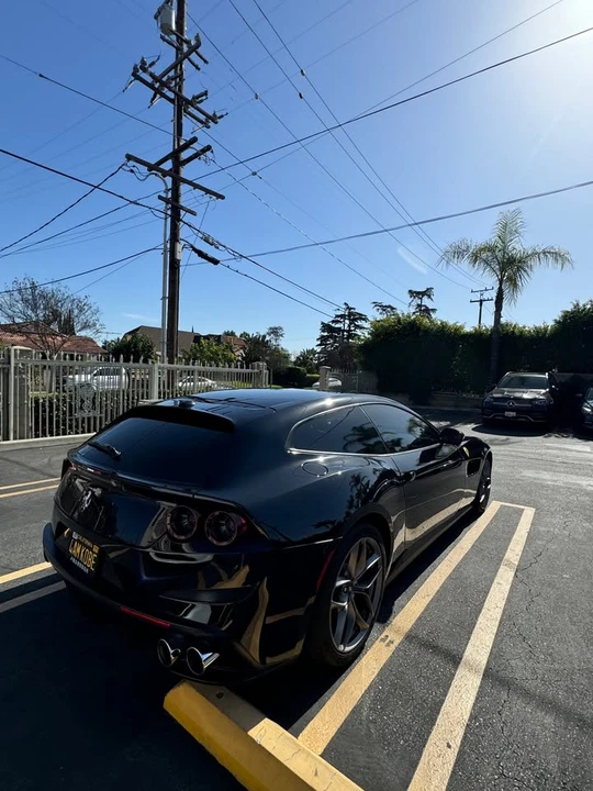 2019 Ferrari GTC4Lusso T - Image 11 of 19