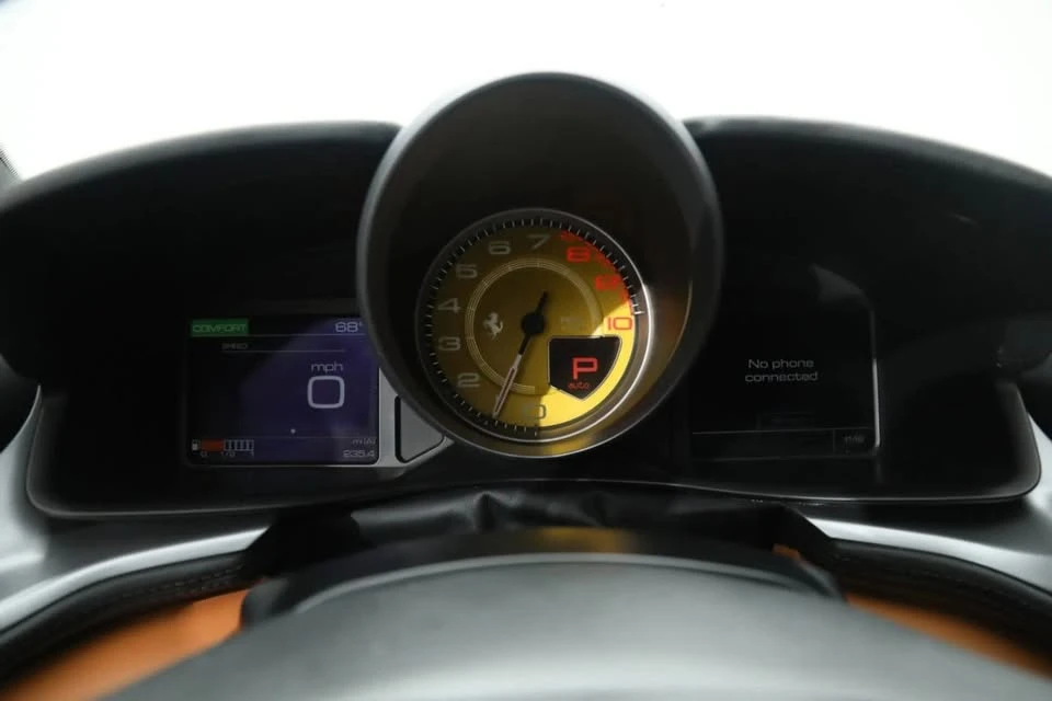 2019 Ferrari GTC4Lusso - Image 16 of 18