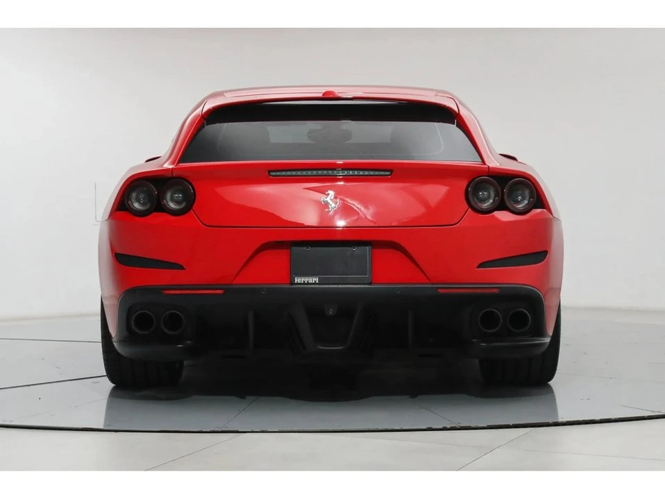 2019 Ferrari GTC4Lusso - Image 7 of 20