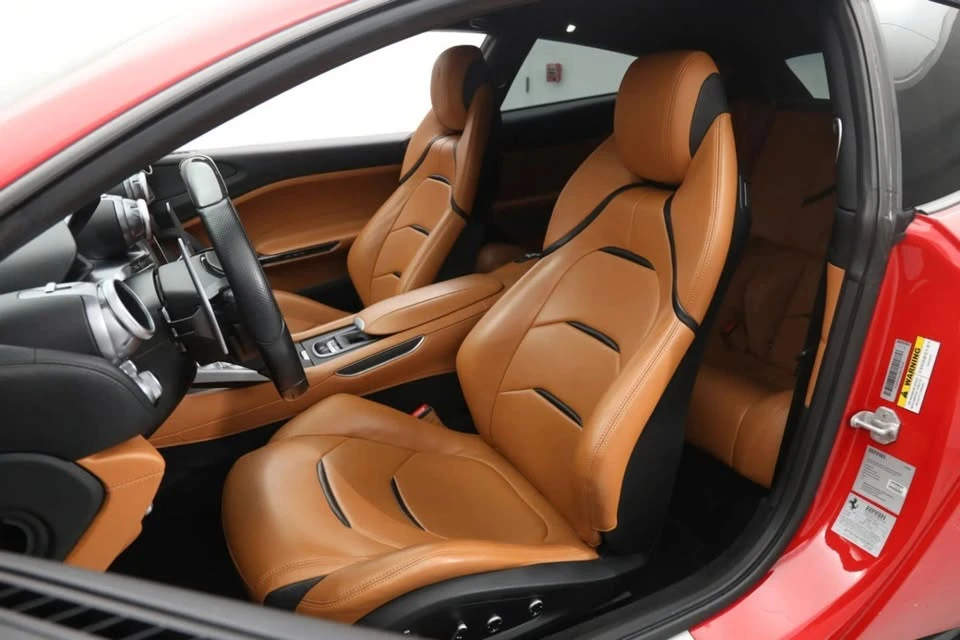 2019 Ferrari GTC4Lusso - Image 3 of 18